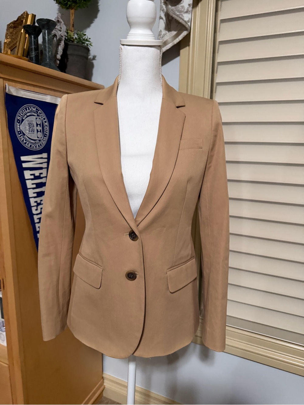 EUC J. Crew Women's Tailored Camel Blazer Jacket Size 2